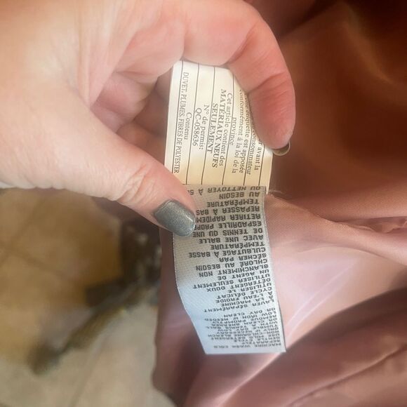 Kate Spade ♠️ Black Puffer Jacket with Rose Pink Interior & Accents! - Picture 9 of 15